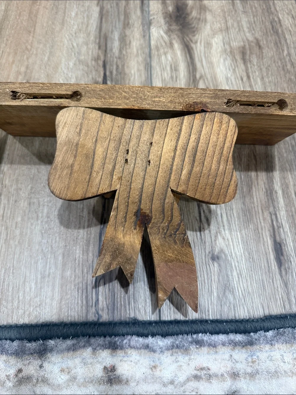 Handcrafted Wooden Bow Wall Decor - VINTAGE